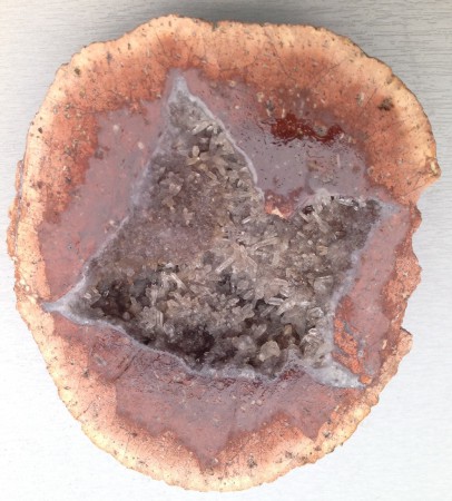 Septarie France 9x8x5 cm met Barietkristallen € 45,00