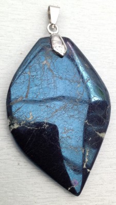 Covellite hanger € 45,00