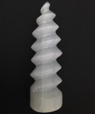   Seleniet toren 18 cm hoog. € 25,00