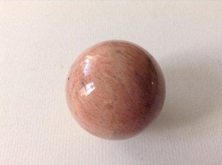  Maansteen bol 4 cm € 29,00