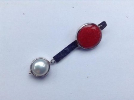  Zilveren hanger met koraal en parel 6 cm € 22,50