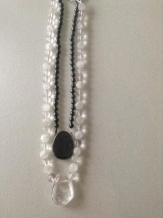  Het kundalini collier hematiet en bergkristal € 49,00