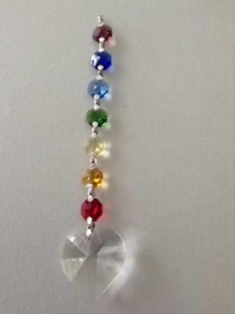  Kristallen hart aan "koord" van chakra kristallen 19 cm € 29,00