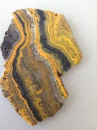 Bumble Bee Jaspis 14 x 11 cm Eclipse-stone € 49,00