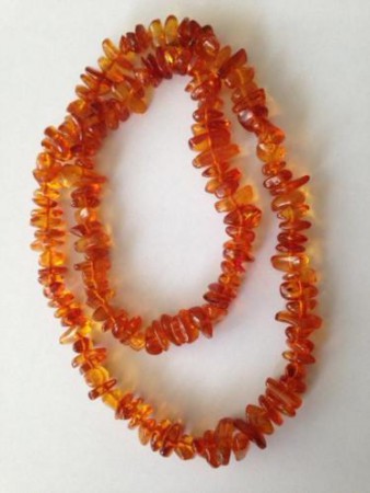  Barnsteen ketting 68 cm lang- prachtige kleur € 49,00